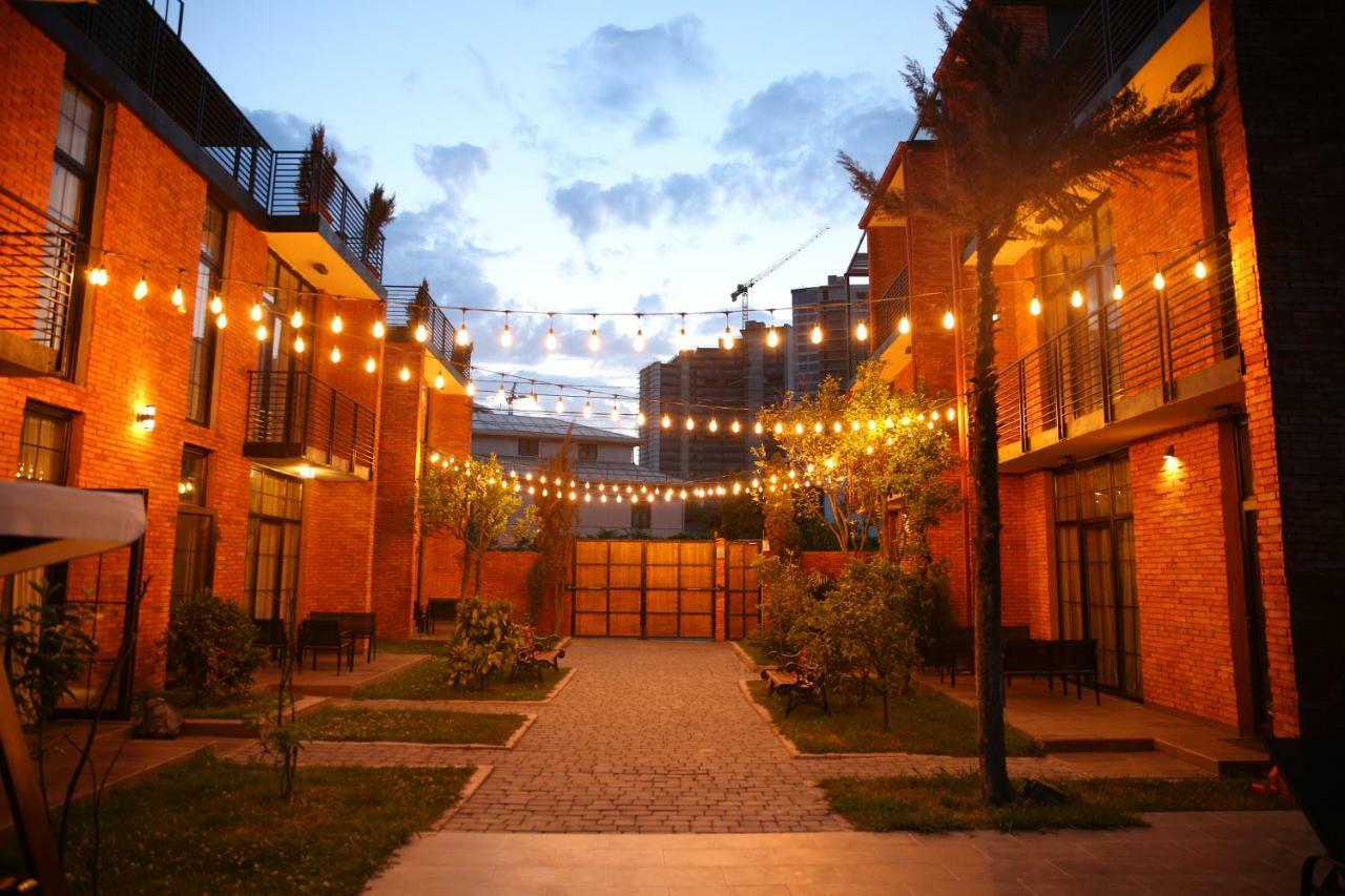 Citron Cottages Батуми Екстериор снимка