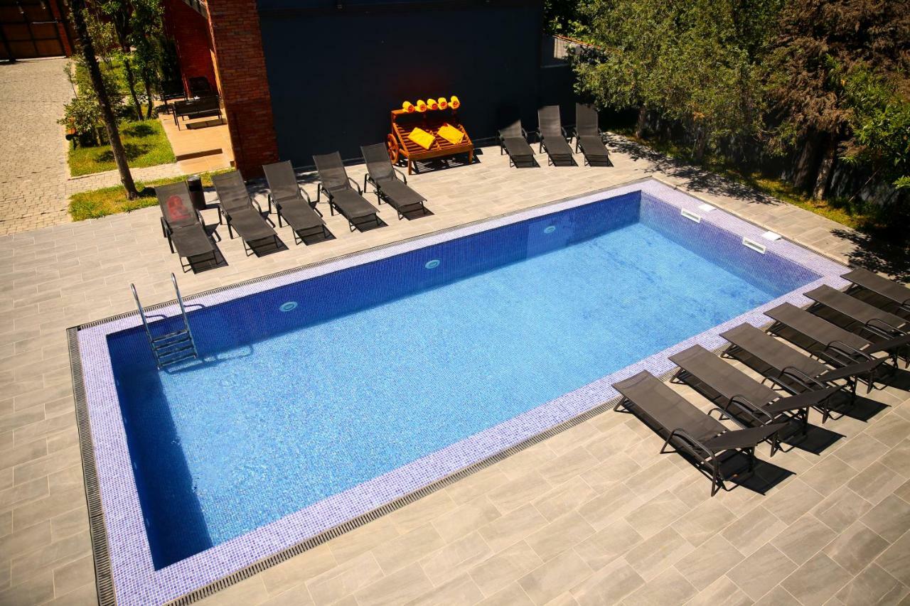 Citron Cottages Батуми Екстериор снимка
