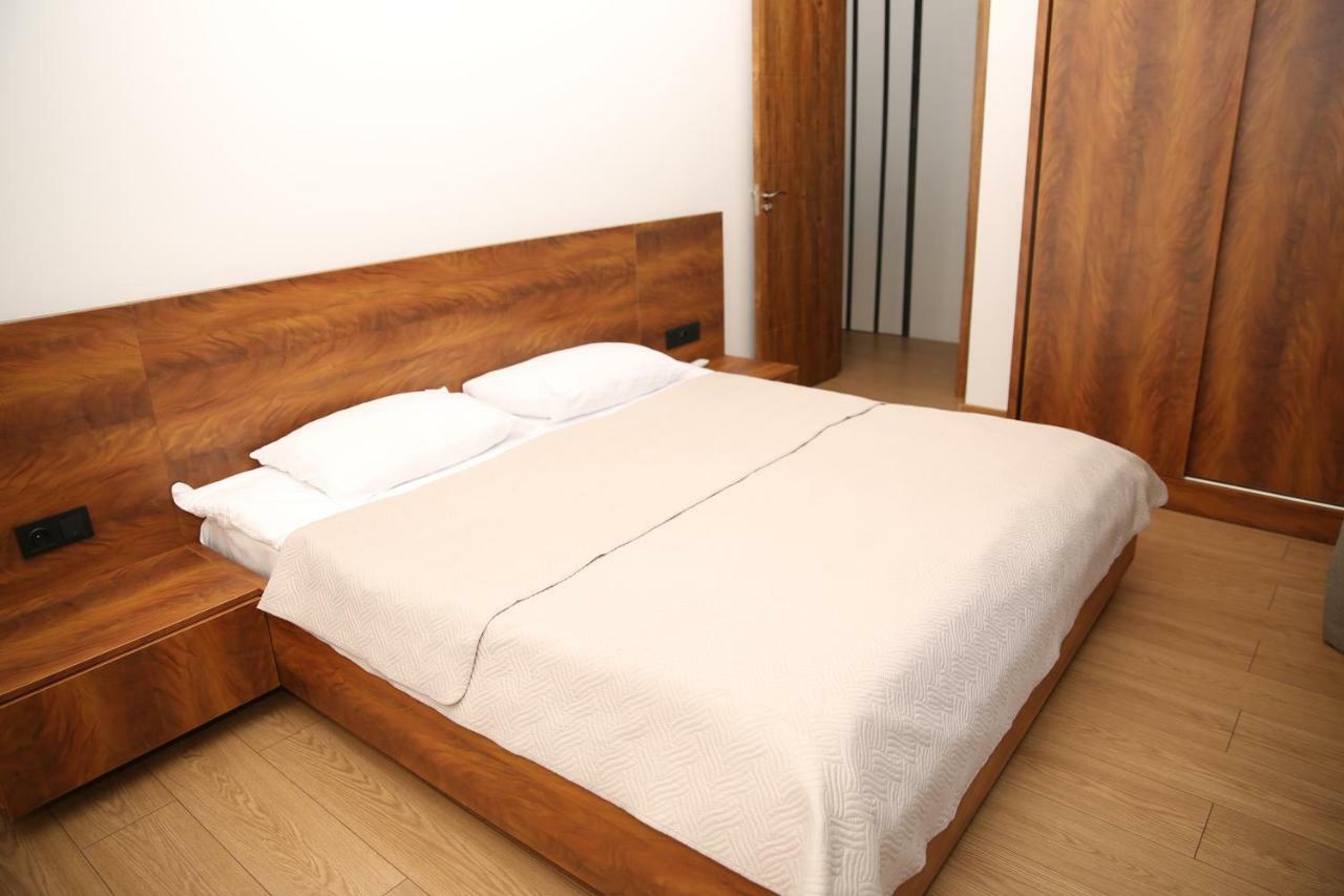 Citron Cottages Батуми Екстериор снимка