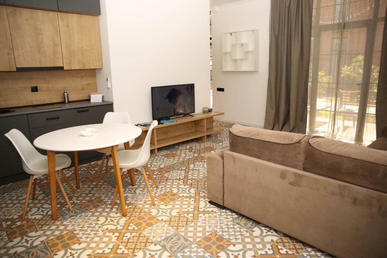 Citron Cottages Батуми Екстериор снимка