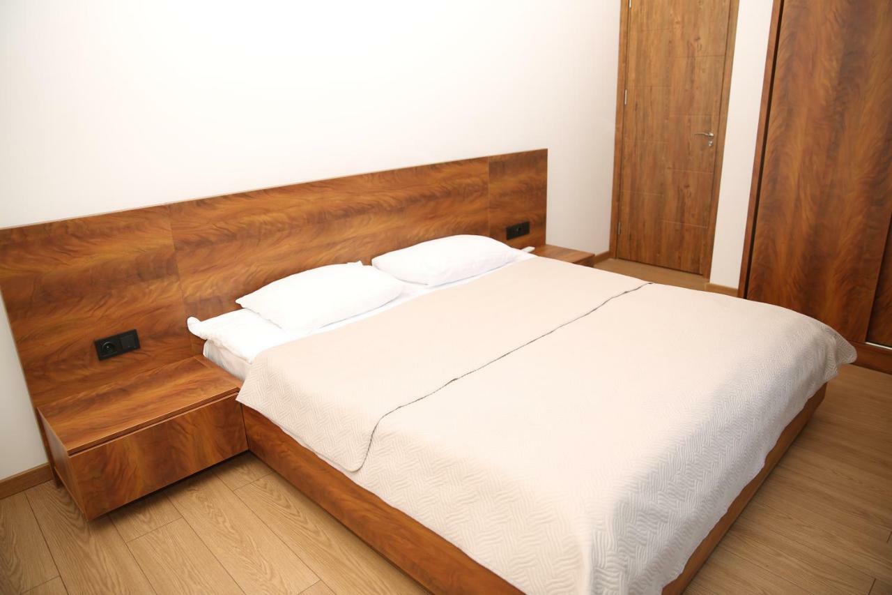 Citron Cottages Батуми Екстериор снимка